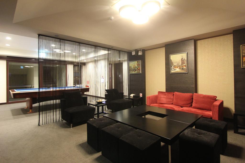 Dozen Park Kenting 墾丁12潛水訓練中心 Bed and Breakfast Exteriör bild