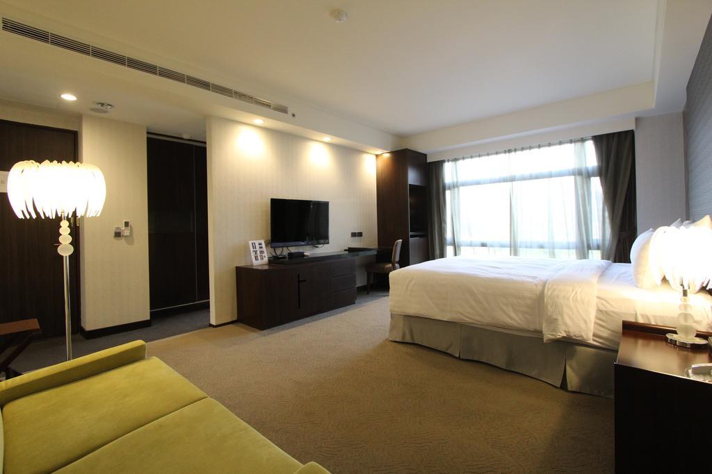 Dozen Park Kenting 墾丁12潛水訓練中心 Bed and Breakfast Exteriör bild