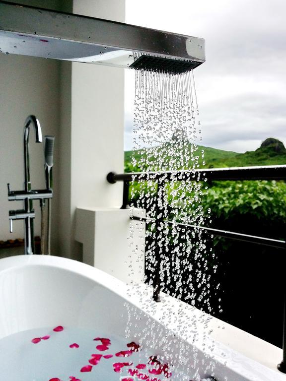Dozen Park Kenting 墾丁12潛水訓練中心 Bed and Breakfast Exteriör bild