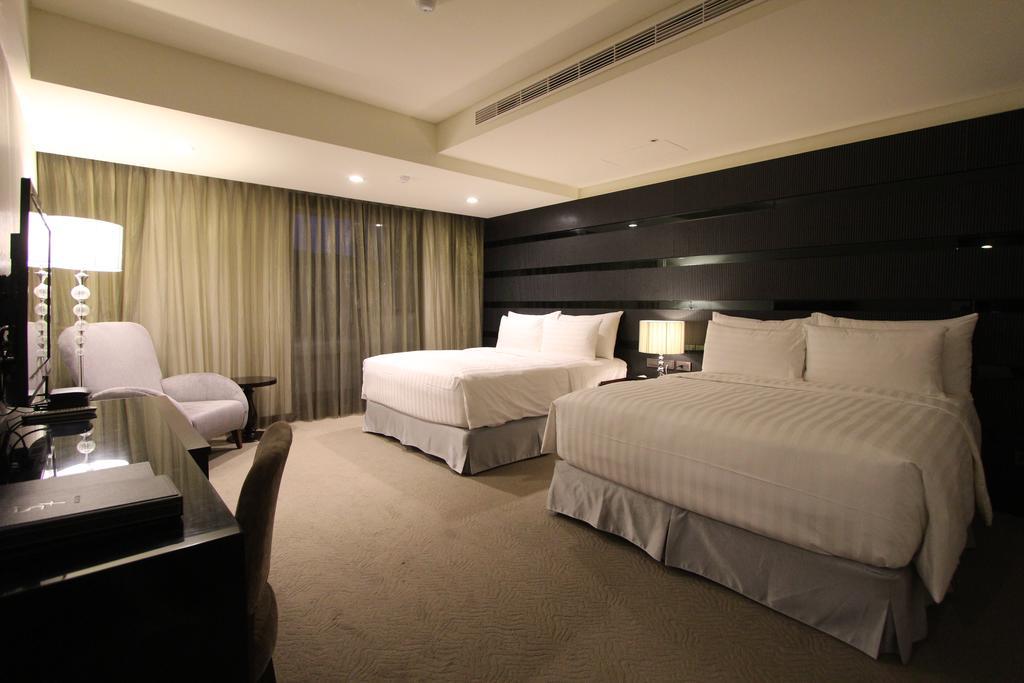 Dozen Park Kenting 墾丁12潛水訓練中心 Bed and Breakfast Exteriör bild