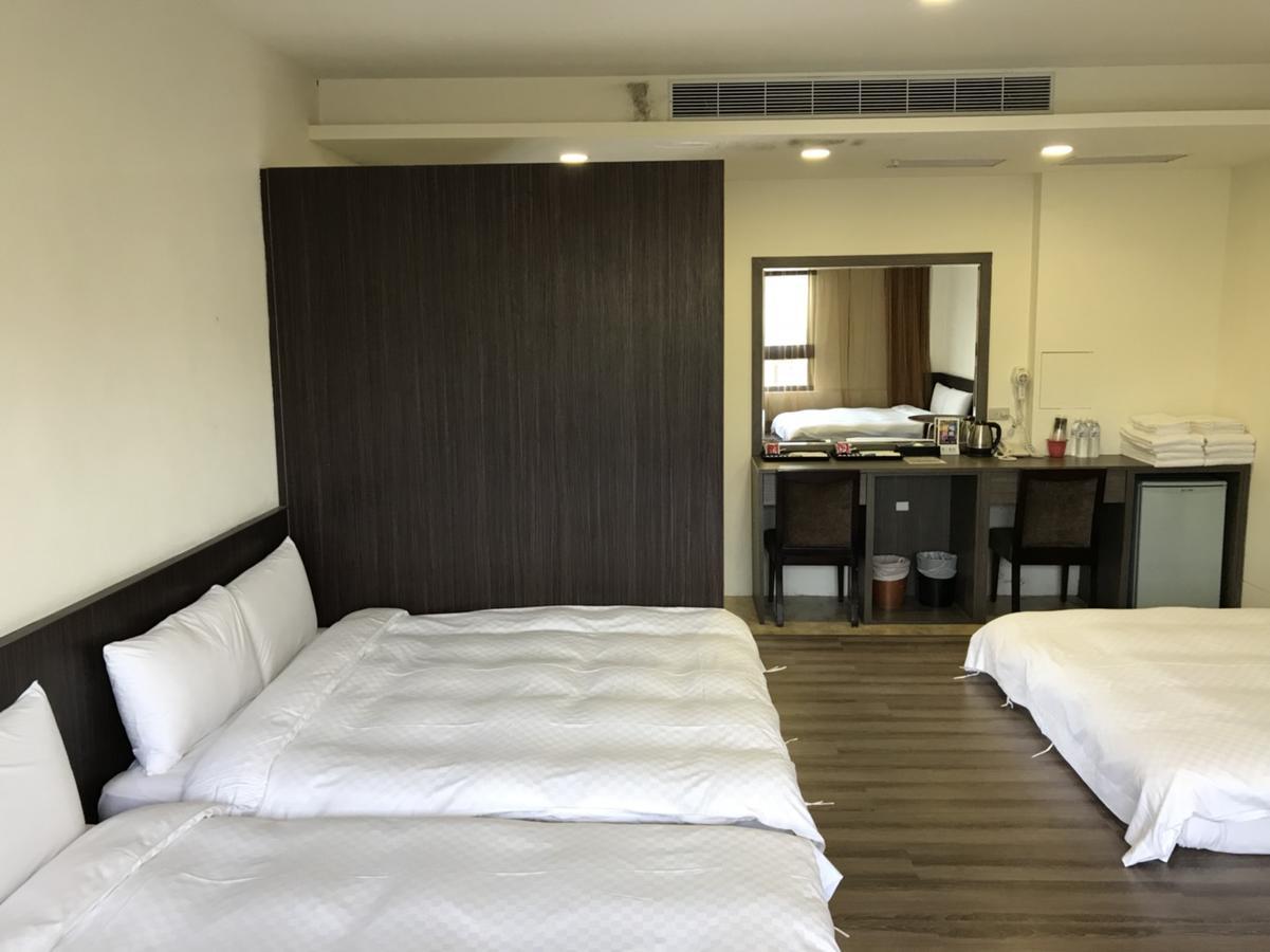 Dozen Park Kenting 墾丁12潛水訓練中心 Bed and Breakfast Exteriör bild