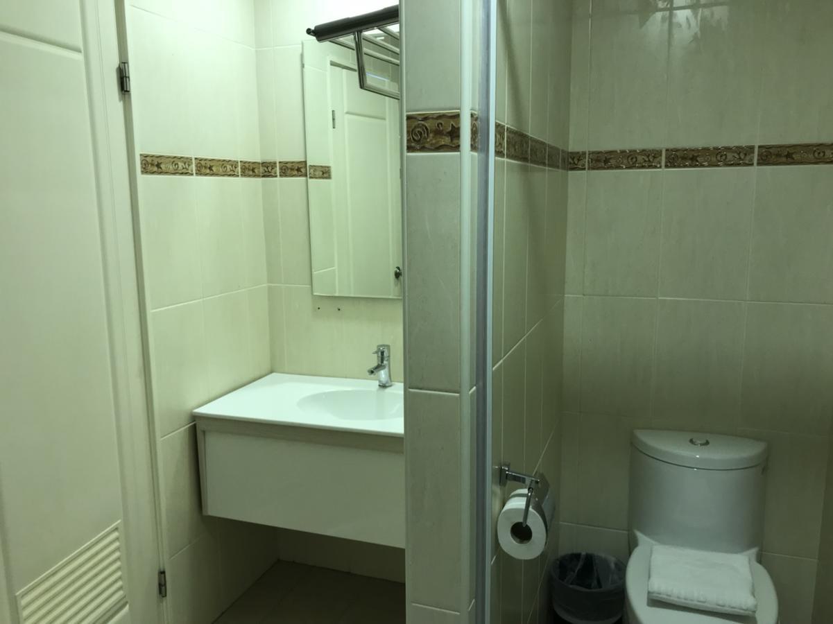 Dozen Park Kenting 墾丁12潛水訓練中心 Bed and Breakfast Exteriör bild